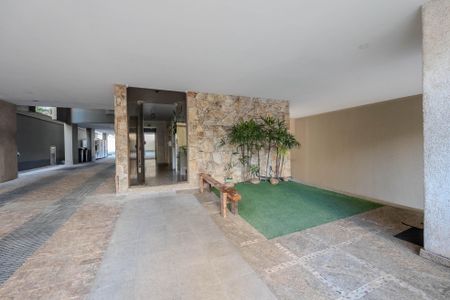 Apartamento à venda com 37m², 1 quarto e sem vaga Apartamento à venda com 37m², 1 quarto e sem vagaHall de entrada