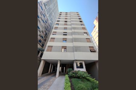 Apartamento à venda com 37m², 1 quarto e sem vaga Apartamento à venda com 37m², 1 quarto e sem vagaFachada