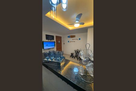 Sala de apartamento para alugar com 1 quarto, 45m² em Recreio dos Bandeirantes, Rio de Janeiro