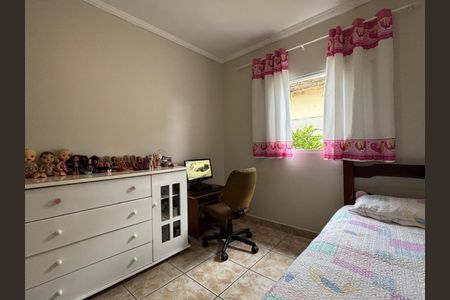 Casa à venda com 176m², 3 quartos e 3 vagasQuarto 3 