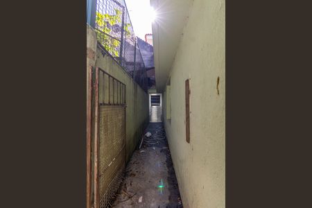 Casa à venda com 300m², 3 quartos e 3 vagasCorredor Lateral