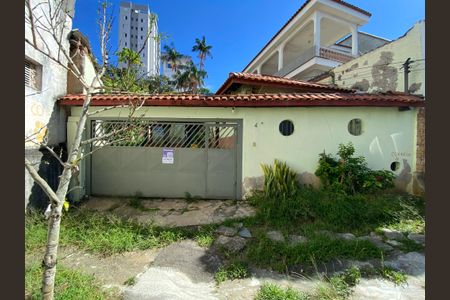 Casa à venda com 300m², 3 quartos e 3 vagasFachada