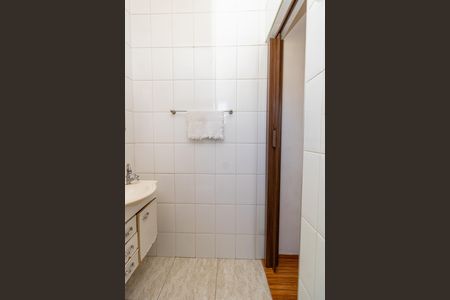 Casa à venda com 300m², 3 quartos e 3 vagasBanheiro da Suíte