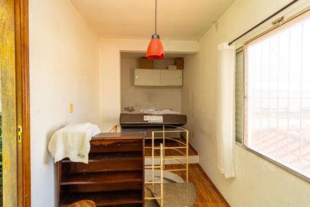 Casa à venda com 300m², 3 quartos e 3 vagasSuíte