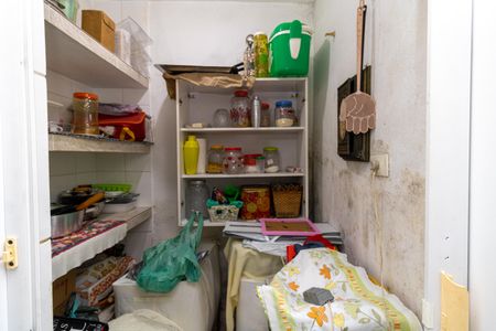 Casa à venda com 300m², 3 quartos e 3 vagasCozinha - Dispensa