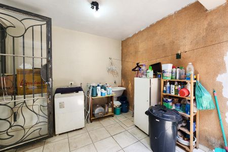 Casa à venda com 252m², 3 quartos e 2 vagasÁrea de Serviço 