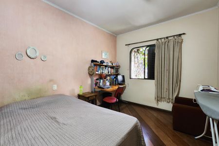 Casa à venda com 252m², 3 quartos e 2 vagasSuíte 3