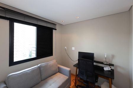 Apartamento à venda com 134m², 4 quartos e 3 vagasQuarto 3