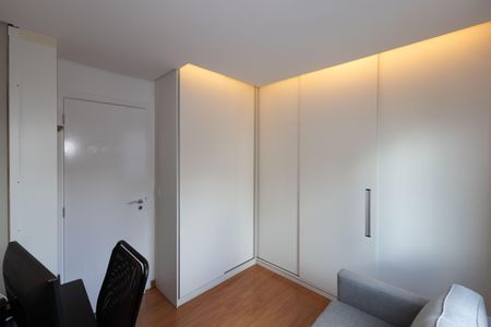 Apartamento à venda com 134m², 4 quartos e 3 vagasQuarto 3