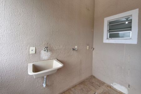 Apartamento para alugar com 100m², 2 quartos e 2 vagas Apartamento para alugar com 100m², 2 quartos e 2 vagasÁrea de Serviço