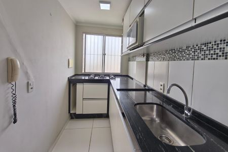 Apartamento para alugar com 100m², 2 quartos e 2 vagas Apartamento para alugar com 100m², 2 quartos e 2 vagasCozinha