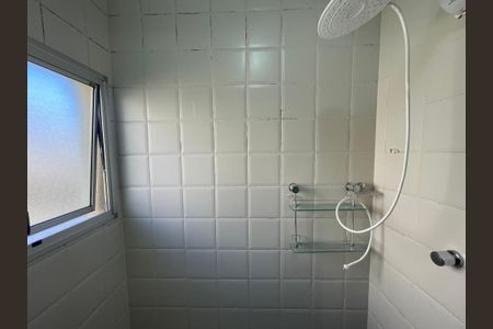 Casa de condomínio à venda com 106m², 2 quartos e 2 vagasBanheiro