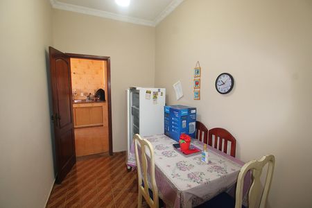 Casa à venda com 180m², 3 quartos e sem vagaSala de Jantar
