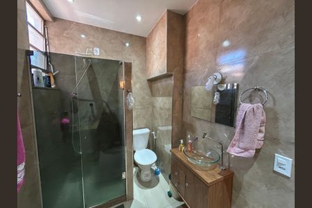 Casa à venda com 180m², 3 quartos e sem vagaBanheiro