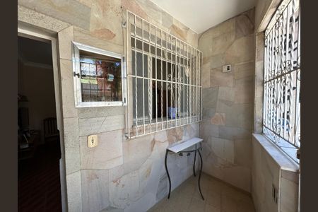 Casa à venda com 180m², 3 quartos e sem vagaVaranda