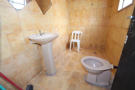 Casa à venda com 125m², 3 quartos e 1 vagaBanheiro - Casa 3