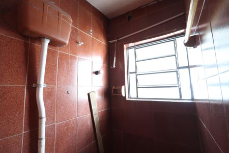 Casa à venda com 125m², 3 quartos e 1 vagaBanheiro - Casa 2