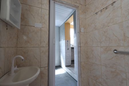 Banheiro - Casa 1 de casa à venda com 3 quartos, 125m² em Vila Dona Sara, São Paulo