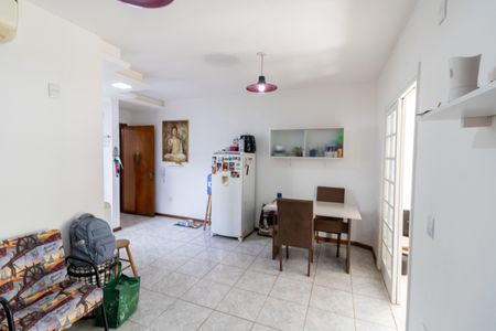 Sala de apartamento à venda com 1 quarto, 46m² em Jardim Botânico, Porto Alegre