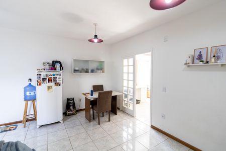 Sala de apartamento à venda com 1 quarto, 46m² em Jardim Botânico, Porto Alegre