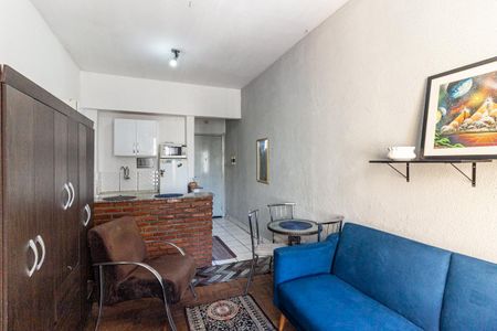 Sala de kitnet/studio para alugar com 1 quarto, 32m² em Centro Histórico de São Paulo, São Paulo