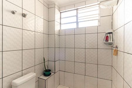 Banheiro de kitnet/studio para alugar com 1 quarto, 32m² em Centro Histórico de São Paulo, São Paulo