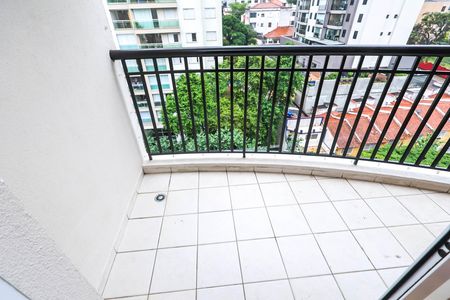 Apartamento para alugar com 68m², 3 quartos e 2 vagasVaranda