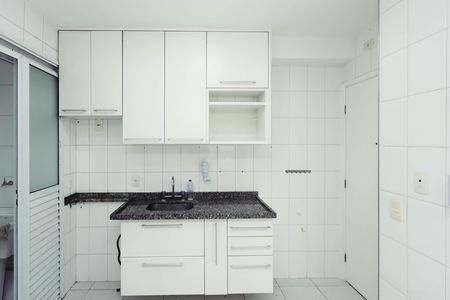 Apartamento para alugar com 68m², 3 quartos e 2 vagasCozinha