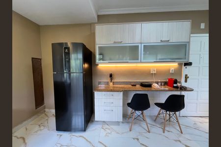 Apartamento para alugar com 120m², 2 quartos e 1 vaga Apartamento para alugar com 120m², 2 quartos e 1 vagaCozinha