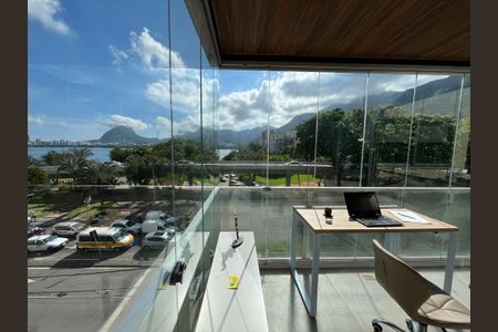 Apartamento para alugar com 120m², 2 quartos e 1 vaga Apartamento para alugar com 120m², 2 quartos e 1 vagaVaranda suite