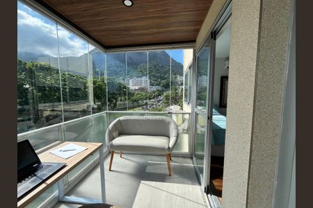 Apartamento para alugar com 120m², 2 quartos e 1 vaga Apartamento para alugar com 120m², 2 quartos e 1 vagaVaranda suite