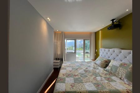 Apartamento para alugar com 120m², 2 quartos e 1 vaga Apartamento para alugar com 120m², 2 quartos e 1 vagaSuite