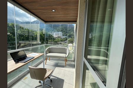 Apartamento para alugar com 120m², 2 quartos e 1 vaga Apartamento para alugar com 120m², 2 quartos e 1 vagaVaranda suite