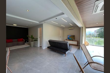 Apartamento para alugar com 120m², 2 quartos e 1 vaga Apartamento para alugar com 120m², 2 quartos e 1 vagaSala