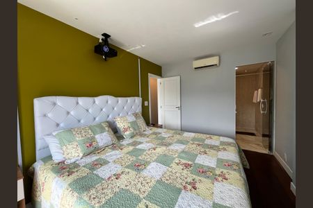 Apartamento para alugar com 120m², 2 quartos e 1 vaga Apartamento para alugar com 120m², 2 quartos e 1 vagaSuite