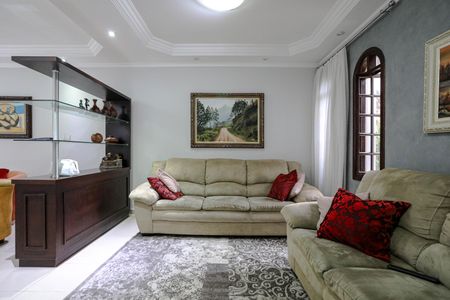 Sala de casa para alugar com 3 quartos, 330m² em Vila Mogilar, Mogi das Cruzes