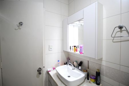 Apartamento à venda com 69m², 3 quartos e sem vagaBanheiro