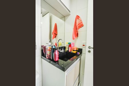 Apartamento à venda com 66m², 3 quartos e 2 vagasBanheiro da Suíte