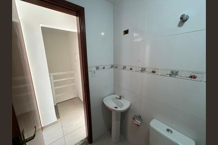 Casa para alugar com 73m², 2 quartos e 1 vagaBanheiro