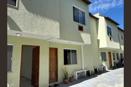 Casa para alugar com 73m², 2 quartos e 1 vagaFachada