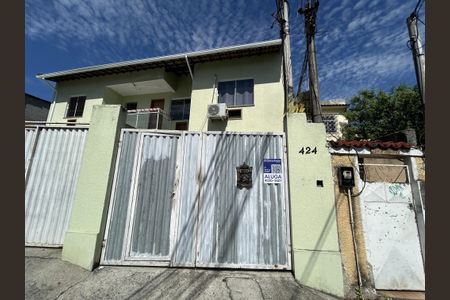 Casa para alugar com 73m², 2 quartos e 1 vagaFachada + plaquinha