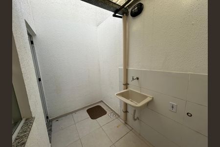 Casa para alugar com 73m², 2 quartos e 1 vagaÁrea de Serviço