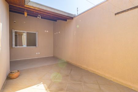 Casa para alugar com 205m², 3 quartos e sem vagaQuintal