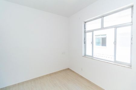 Sala de apartamento para alugar com 2 quartos, 70m² em Praça Seca, Rio de Janeiro