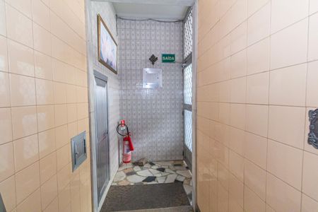 Apartamento para alugar com 70m², 2 quartos e sem vagaÁrea comum