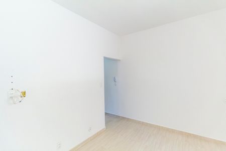 Sala de apartamento para alugar com 2 quartos, 70m² em Praça Seca, Rio de Janeiro