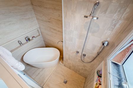 Apartamento à venda com 146m², 3 quartos e 3 vagasBanheiro da Suíte Master