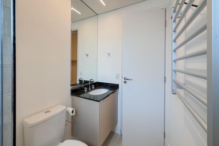 Apartamento à venda com 146m², 3 quartos e 3 vagasBanheiro da Suíte 2
