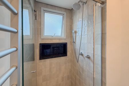 Apartamento à venda com 146m², 3 quartos e 3 vagasBanheiro da Suíte 2