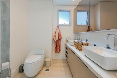 Apartamento à venda com 146m², 3 quartos e 3 vagasBanheiro da Suíte Master
